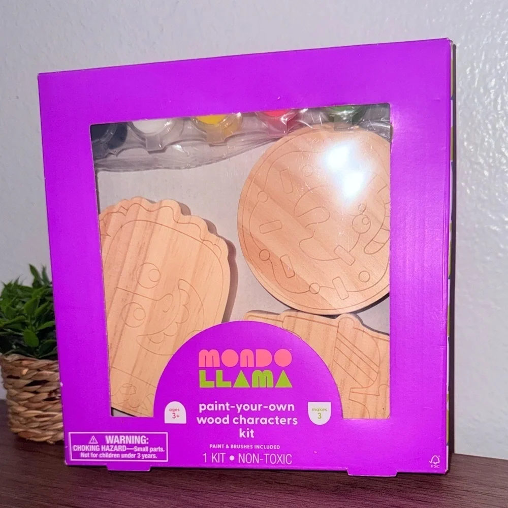 Mondo Llama Paint-Your-Own Wood Flowers Kit - Purple/ 4 BOX FOR 20$